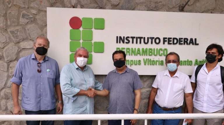 Iterpe e IFPE Vitória de Santo Antão irão formalizar convênio