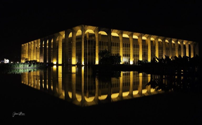 Governo autoriza concurso público para 34 vagas de Diplomata
