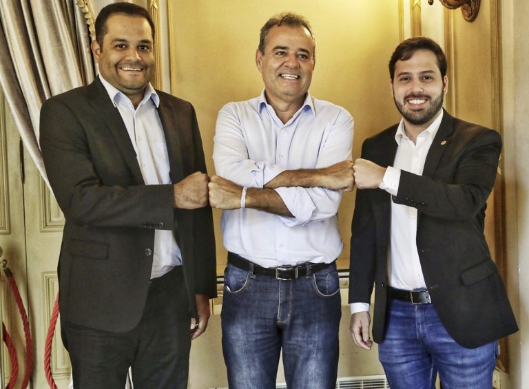Danilo Cabral recebe apoio dos dois lados da política de Feira Nova