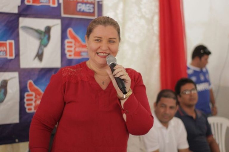 Glória do Goitá fecha lixão e catadores recebem auxílio e cestas básicas