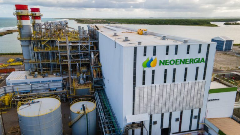 Redução de 20% na conta de luz, anunciada por Bolsonaro, ficou em apenas 3,4% em Pernambuco