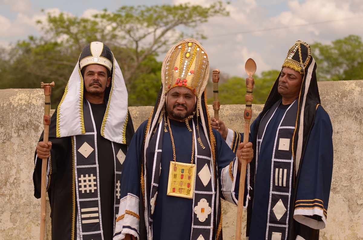Caravana do Palhaço Xililique prepara temporada 2022 da Paixão de Cristo de Limoeiro