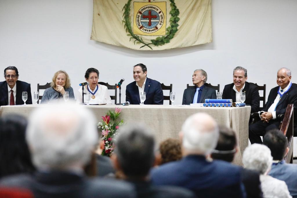 Paulo Câmara cria Comissão do Bicentenário da Confederação do Equador