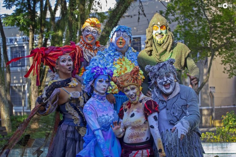 Escada recebe Palco Móvel Emcena Brasil-Conexão Cultural Tigre