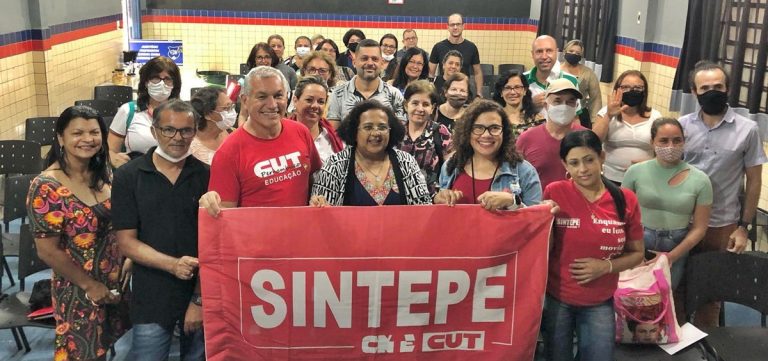 SINTEPE convoca Conferência para discutir a educação e a democracia