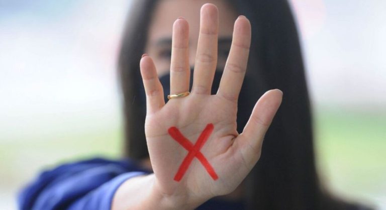 Pernambuco teve um feminicídio a cada 4,5 dias no primeiro semestre de 2022, apontam dados da SDS