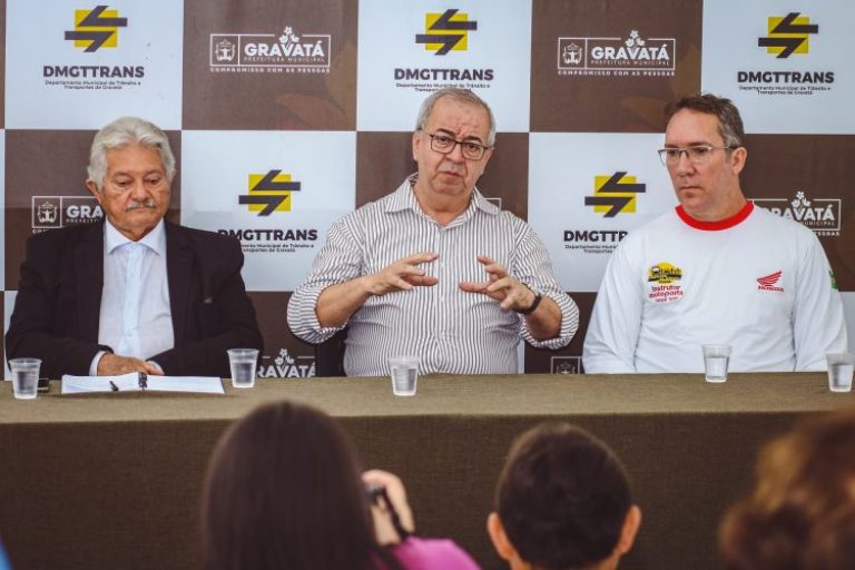 Justiça anula contrato com empresa de limpeza urbana em Gravatá