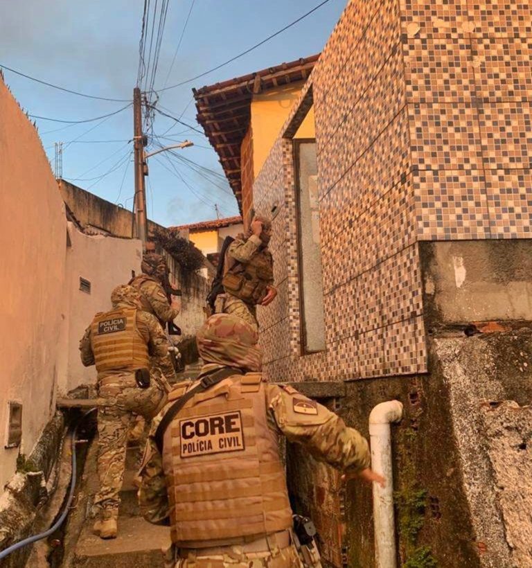 Polícia Civil cumpriu nesta quinta (10) Mandados de Prisão e de Busca em Vitória de Santo Antão