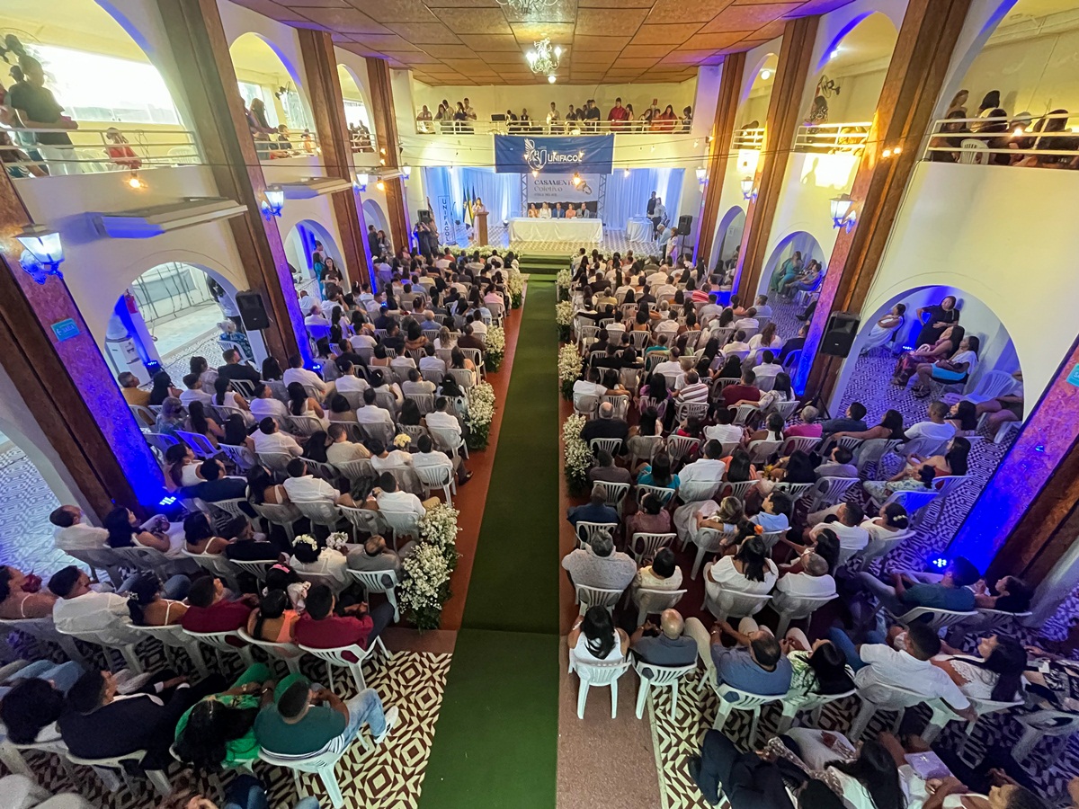 Em Vitória, Casamento Coletivo foi promovido pelo TJPE para 122 casais