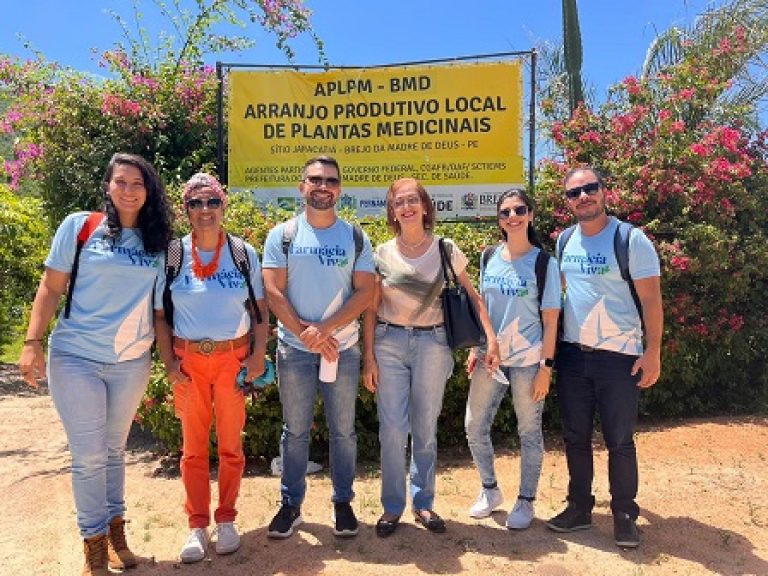 Espaço Farmácia Viva da UFPE Vitória articula intercâmbio entre projetos de fitoterapia em Pernambuco
