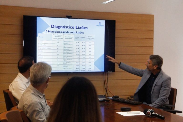 Tribunal de Contas de PE aponta que apenas 10 cidades precisam acabar com lixões