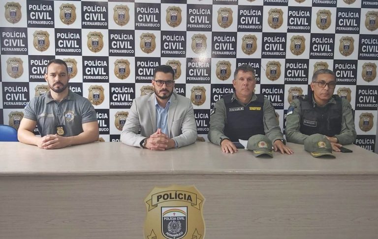 Polícia relata sobre prisão do acusado de matar esposa e filho em Pombos