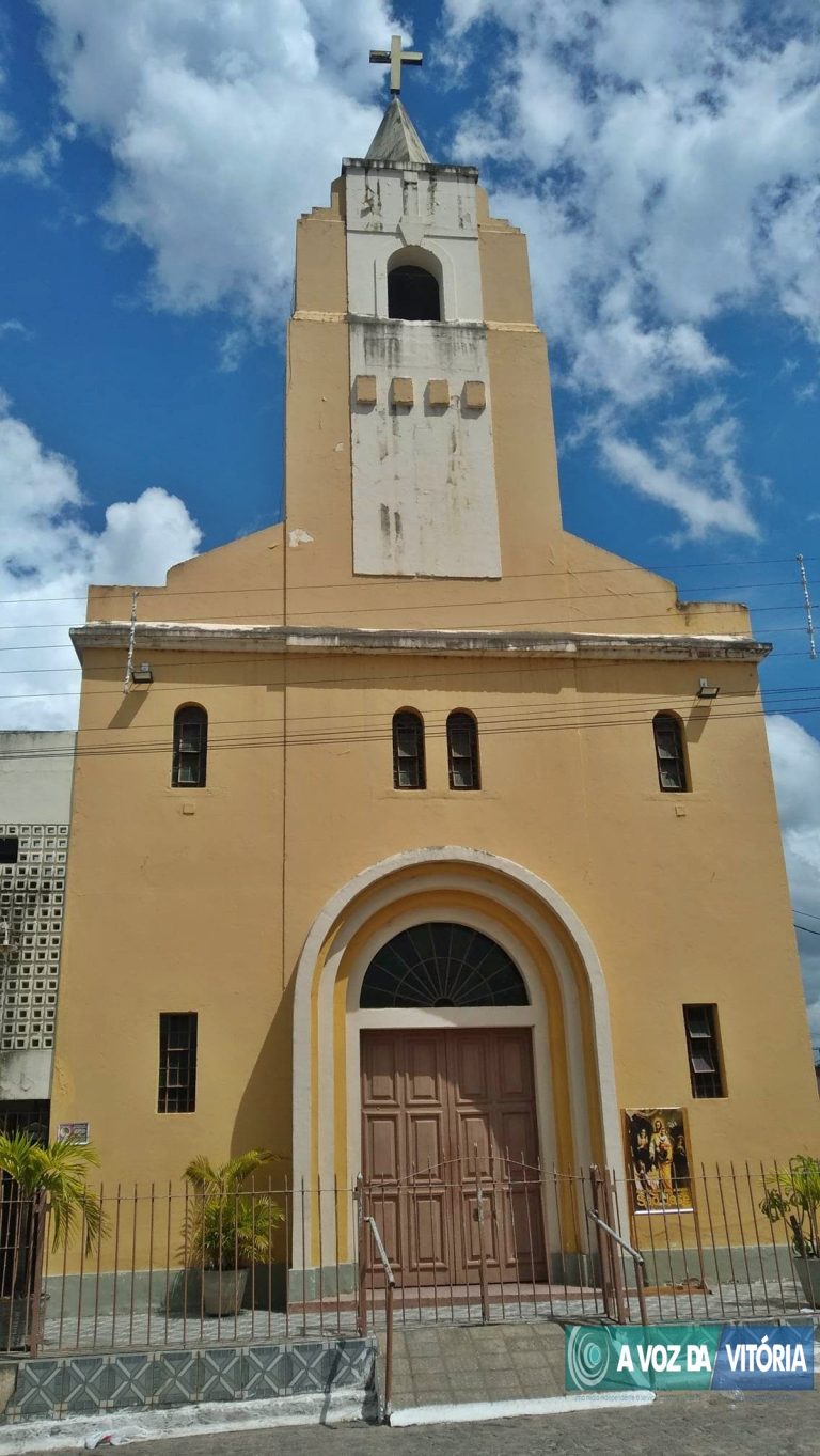 Bairro da Mangueira, em Vitória, vivencia novenas de São José