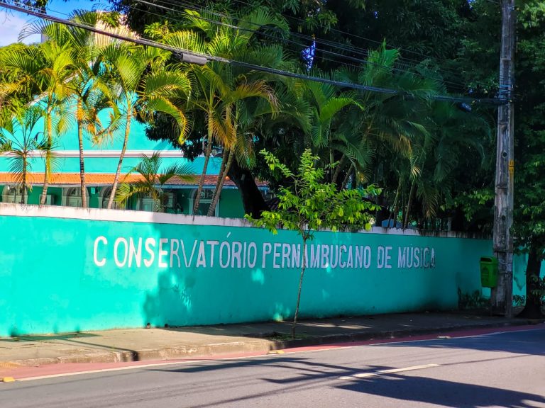 Conservatório Pernambucano de Música abre inscrições para curso técnico de aprimoramento musical
