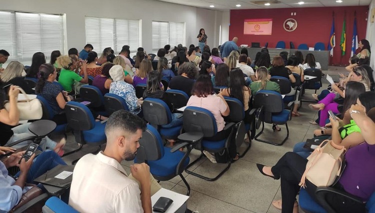 Encontro Formativo sobre o Programa Acolher aconteceu em Vitória de Santo Antão