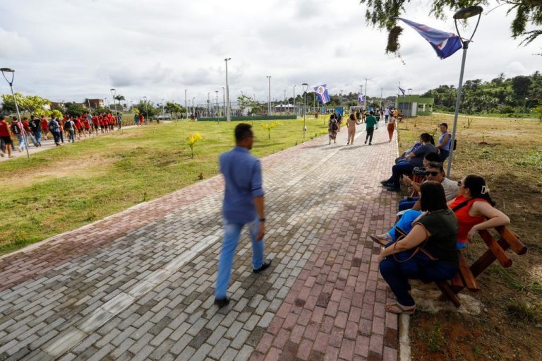 Raquel Lyra inaugura em Escada parque de lazer e preservação ambiental