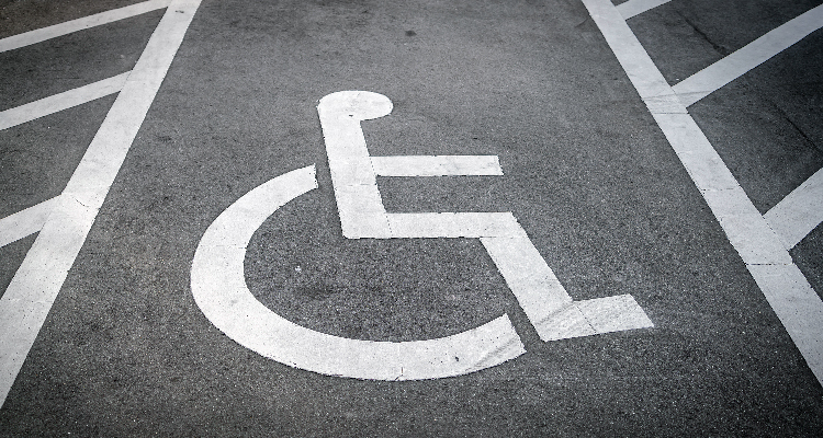 Órgãos públicos de Vitória são cobrados para o atendimento às necessidades das pessoas com deficiência