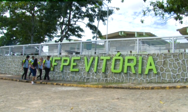 IFPE Vitória de Santo Antão abre seleção para cursos em Agroindústria, Agricultura e Zootecnia