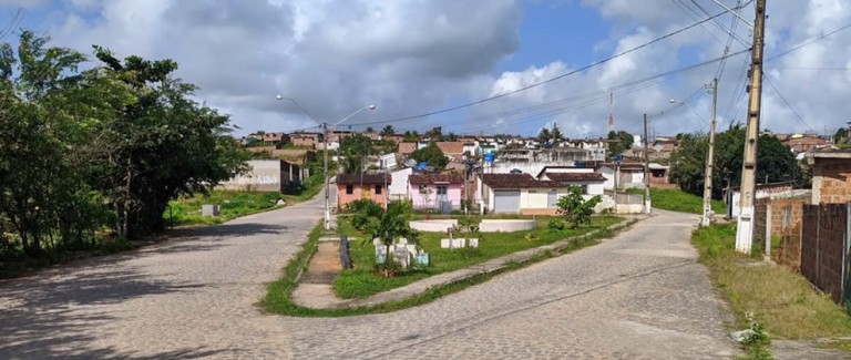 Em Moreno, homem de 31 anos foi praticamente fuzilado
