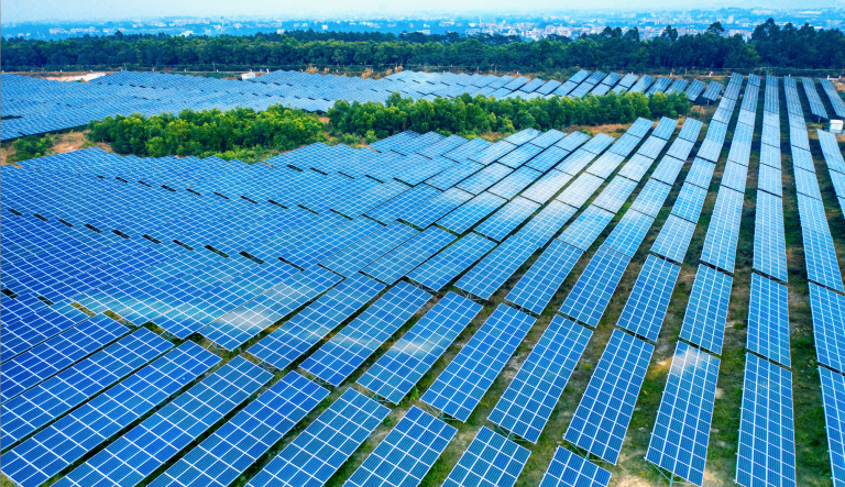 Criação de parques solares em áreas públicas é defendida pelo deputado Joaquim Lira
