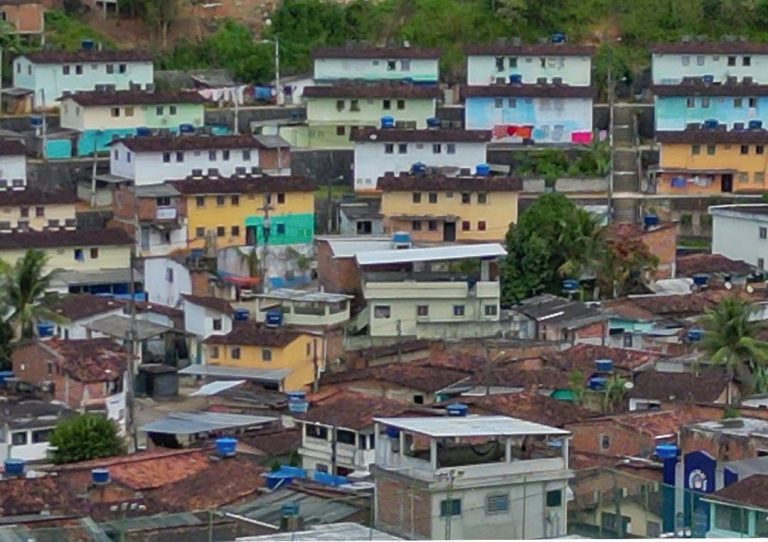 Prefeitura e Correios: inúmeros bairros de Moreno passarão a contar com endereçamento postal