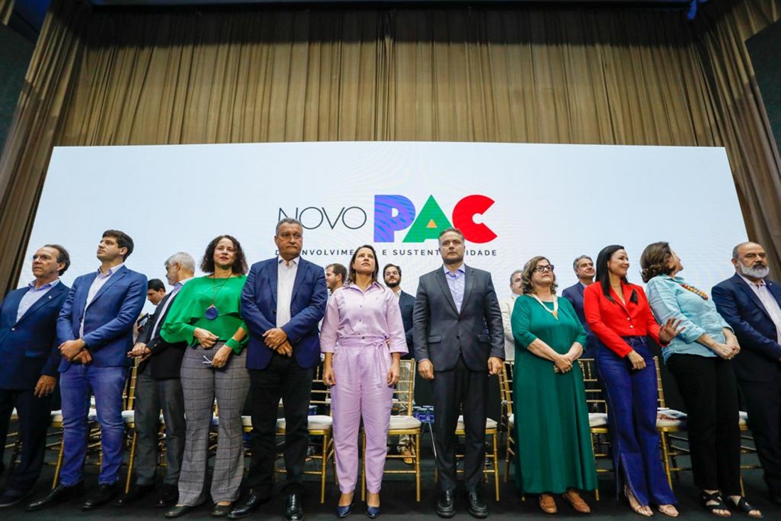 Ministro anunciou para Pernambuco R$ 136 bilhões para obras no Novo PAC