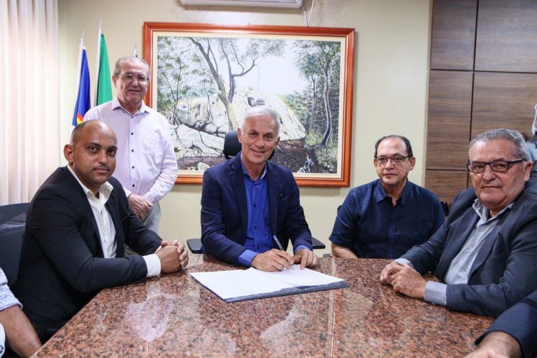 Dois vereadores assumem pastas na Prefeitura da Vitória de Santo Antão