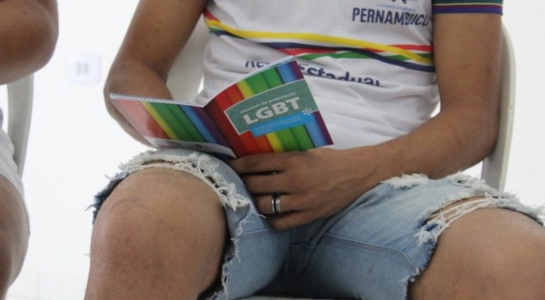 Estudo revela violências contra LGBTQIA+ em Presídios de Palmares e Vitória