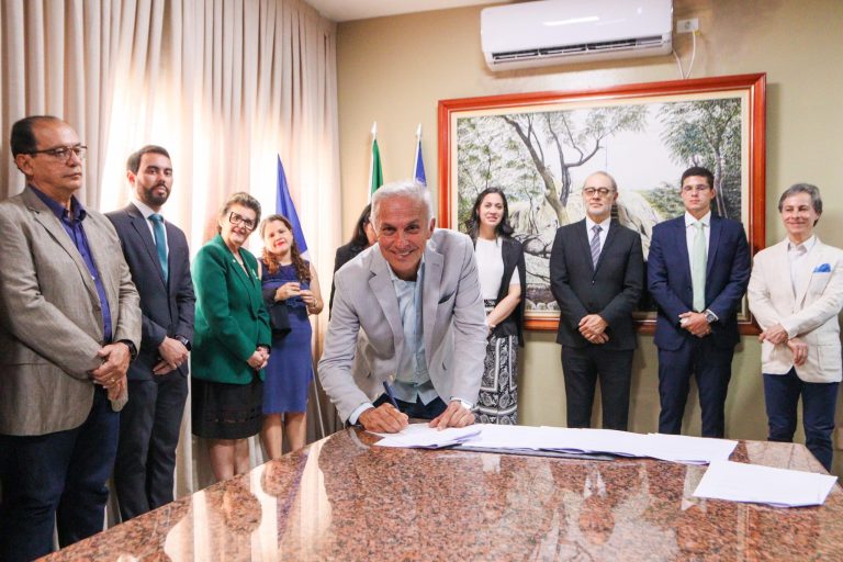 Vitória de Santo Antão firma parceria para criação de Comitê Regional da Primeira Infância