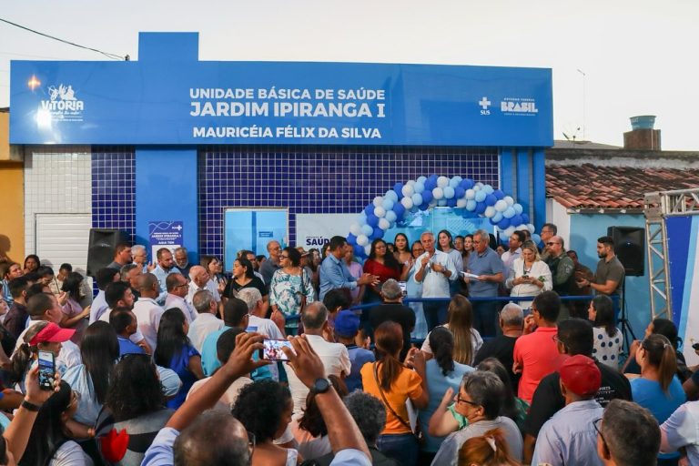 Prefeitura de Vitória reinaugura mais uma UBS com atendimento até mais tarde