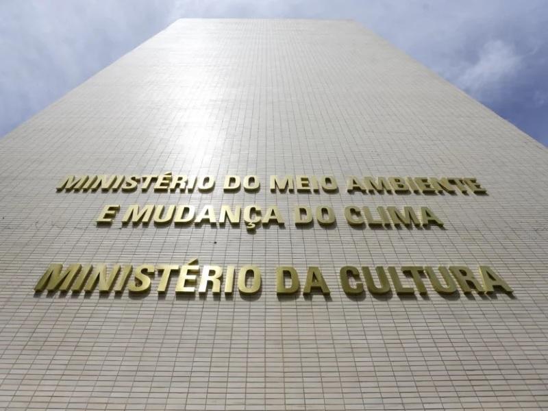 Ministério da Cultura anuncia 99 vagas temporária com salários de até R$ 6.100