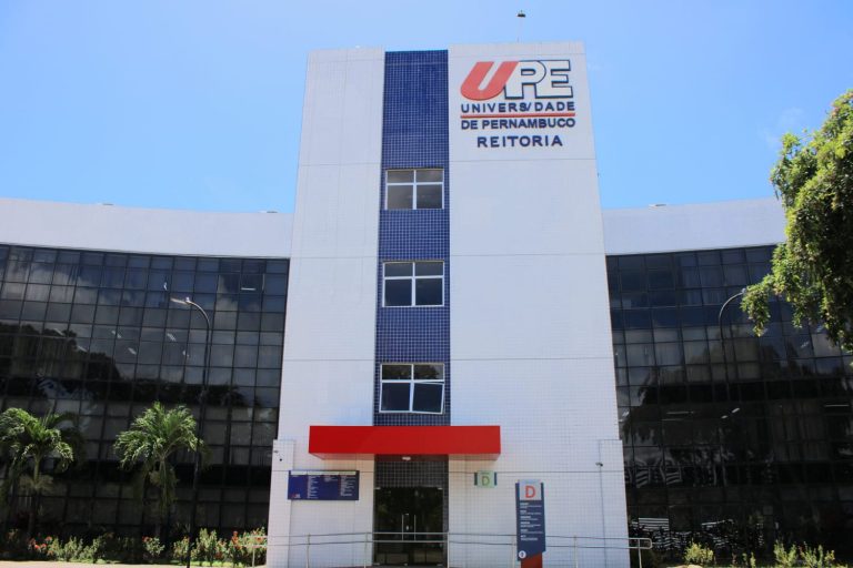 Inscrições abertas para Escolas de Aplicação da UPE em 2025