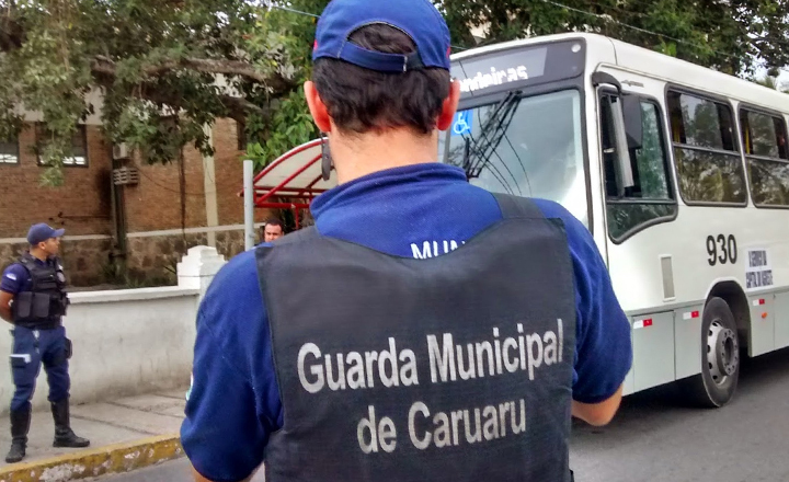 Caruaru abre 60 vagas para agente de trânsito e guarda