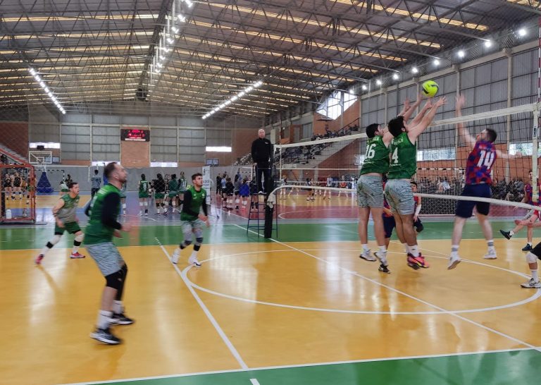 IFPE de Afogados e Vitória realizam torneio de vôlei feminino e masculino