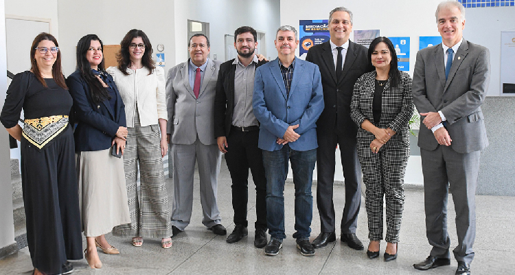 Promotoria da Vitória de Santo Antão com carro próprio para o GAP