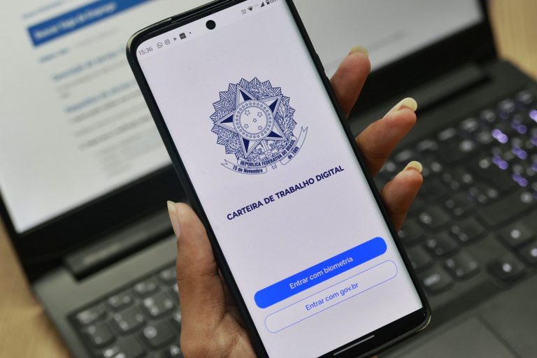 ”Fruto de muito trabalho e mudança de cultura na cidade”, considera vice-prefeito de Vitória sobre a geração de vagas formais de trabalho em 2024