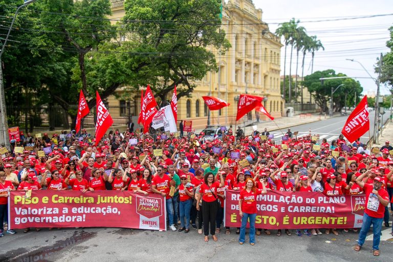 Sucessivas mudanças de Secretário de Educação comprometem qualidade no setor