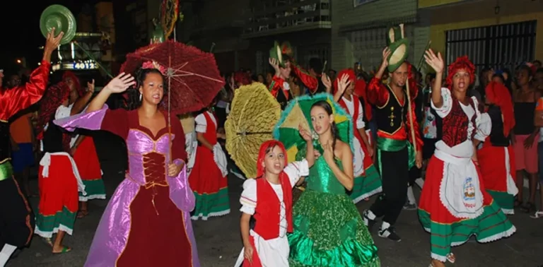 Carnaval Vitória das Alegorias tem abertura oficial nesta sexta (28)