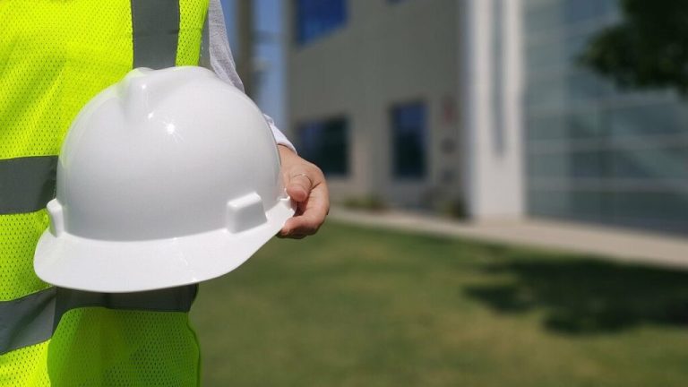 Prefeitura de Caruaru abre concurso para níveis médio e técnico