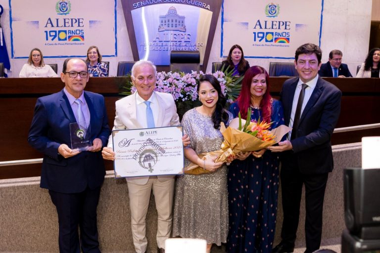 Vitória de Santo Antão recebe da Alepe o Prêmio Prefeitura Amiga das Mulheres 2025