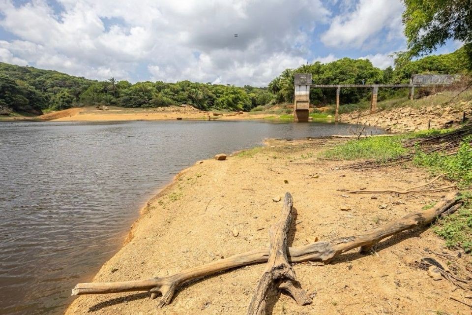 Crise hídrica atinge mais de 90 municípios em Pernambuco e acende alerta no Agreste e Sertão