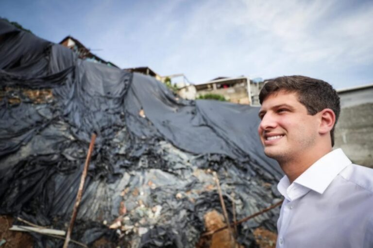 Gestão João Campos é investigada pelo MPF e TCE-PE por vultosos contratos com construtoras, diz UOL