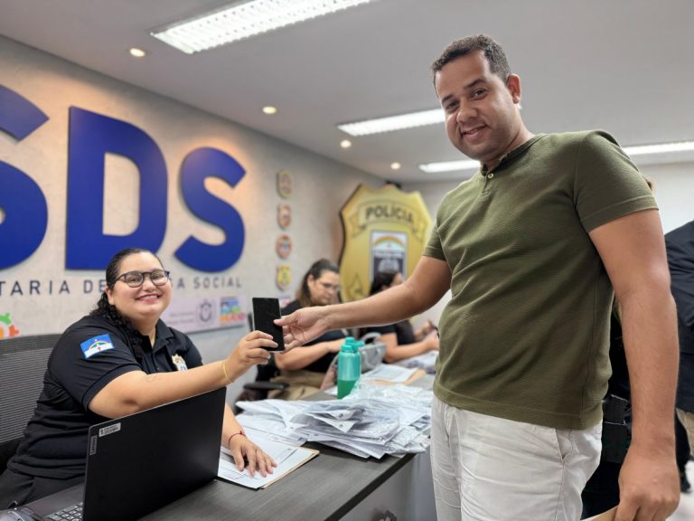 Governo de Pernambuco lança Programa Recupera para intensificar combate ao roubo de celulares