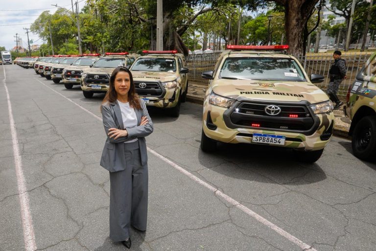 Pernambuco reforça segurança pública com entrega de R$ 73 milhões em armas, viaturas e helicóptero