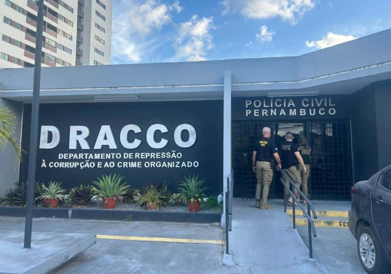 Polícia Civil deflagra em Vitória e mais 4 cidades operação contra suspeita de fraude em concurso público
