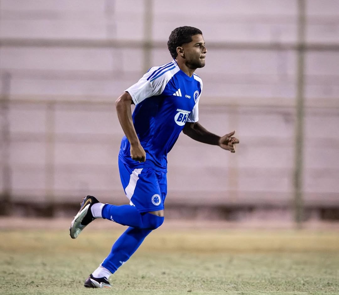 Atleta do Cruzeiro, Dayvinho torna-se primeiro atleta de Vitória de Santo Antão a vencer a Copinha