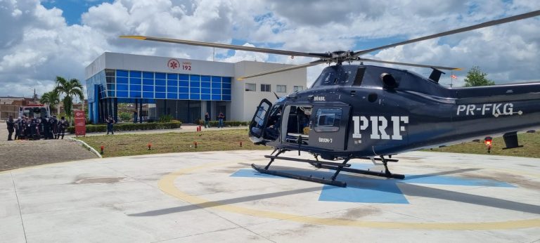 Idoso foi resgatado de helicóptero após imóvel desabar em Vitória de Santo Antão
