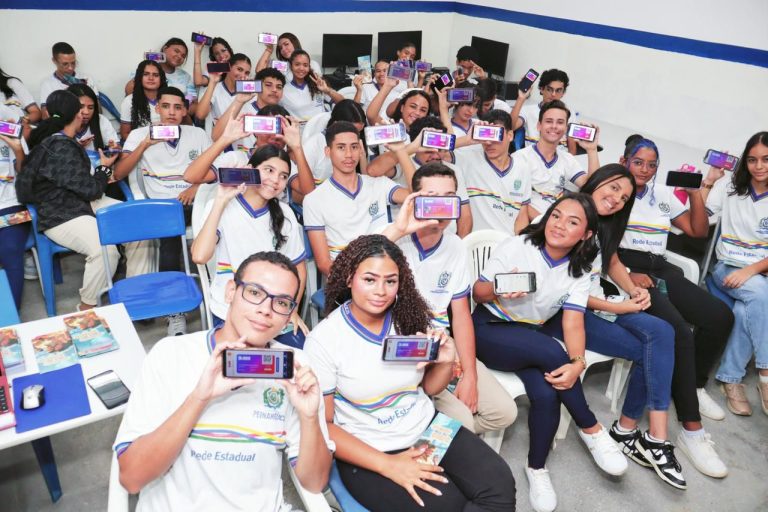 Blitz da Juventude amplia acesso ao ID Jovem durante ação em Moreno