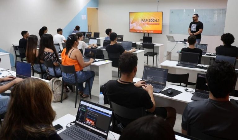 FAP 2026 abre inscrições para 450 vagas gratuitas em tecnologia, inclusive em Vitória