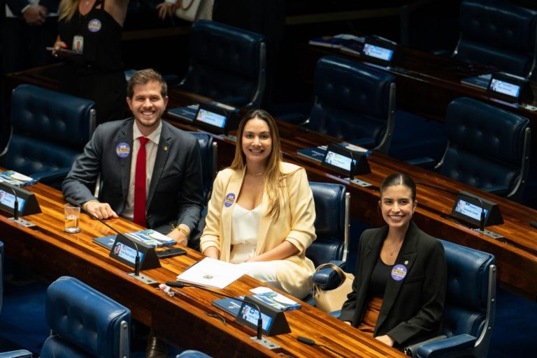 Senado aprova ampliação da licença-paternidade; texto segue para sanção presidencial